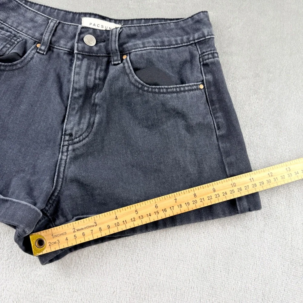 PacSun mom short